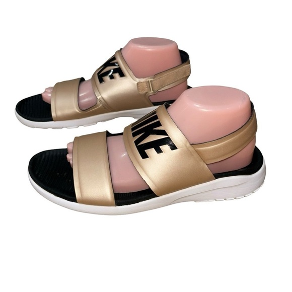 Nike Women's Size 10 Tanjun Slingback Sandals Lightweight # 882694-200 Bronze - Picture 3 of 7